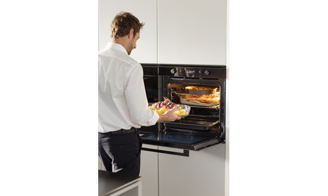 Oven el. FMY 98 P BK