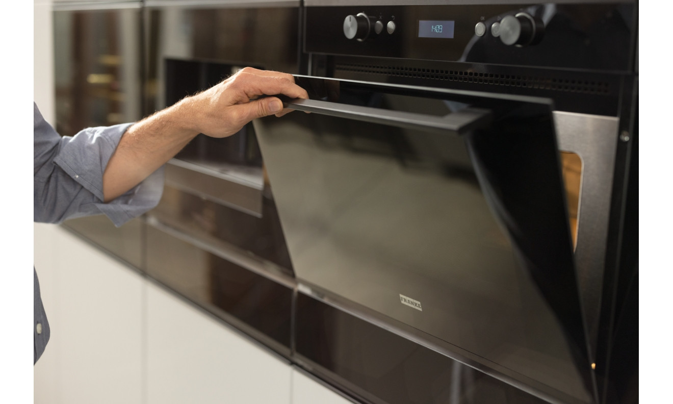 Oven FMY 45 MW BK